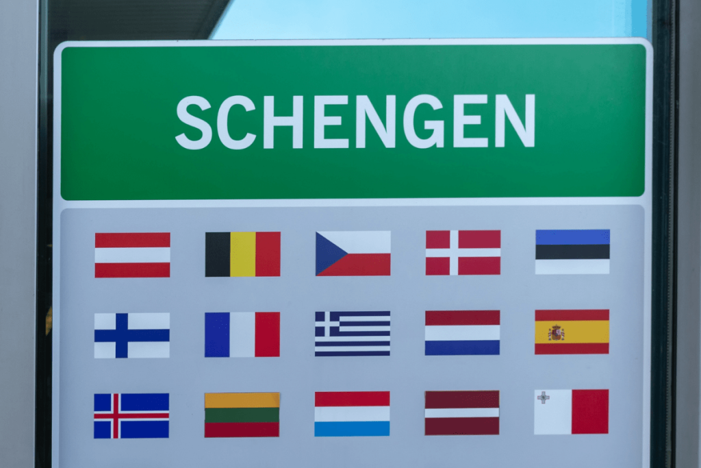Como o Tratado de Schengen afeta a viagem de turistas brasileiros