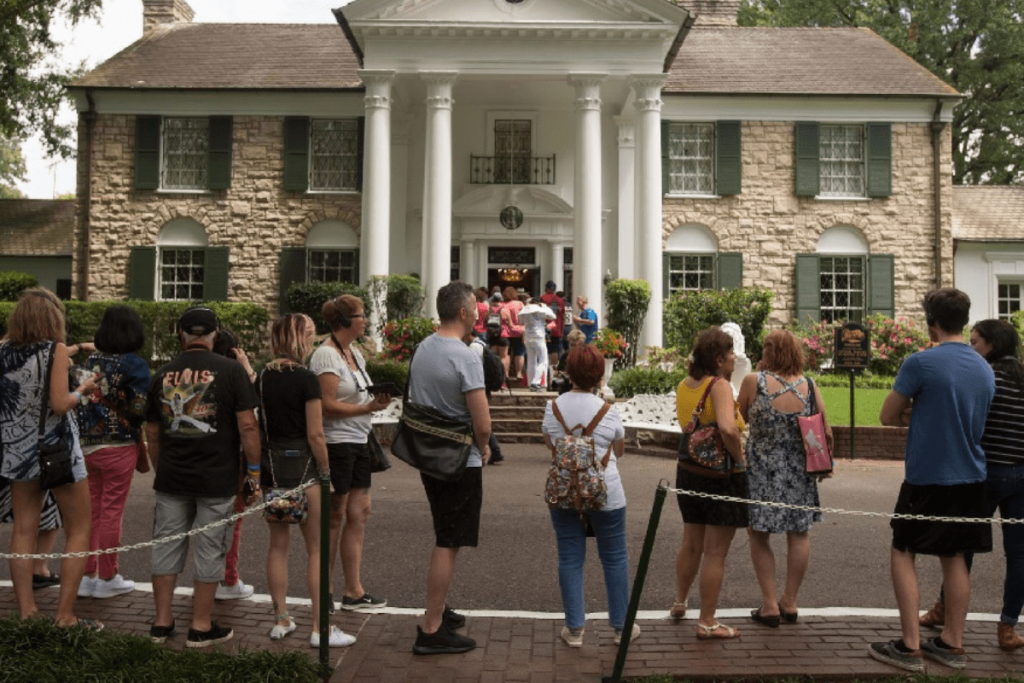 graceland Tennessee
